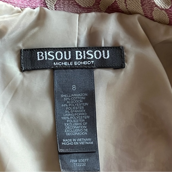 Bisou Bisou Floral dress / trench coat, pink and tan, tapestry, Size 8. - Picture 7 of 7